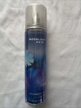 Retired, moonlight path, fragrance mist Bath and body Works 8 ounce